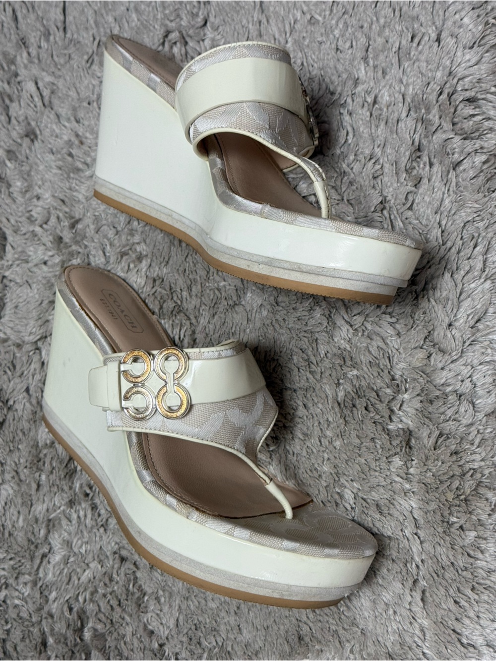 Coach Gypsy Vintage Women’s Logo Wedge Sandals in Cream with Gold Accent - Picture 3 of 13